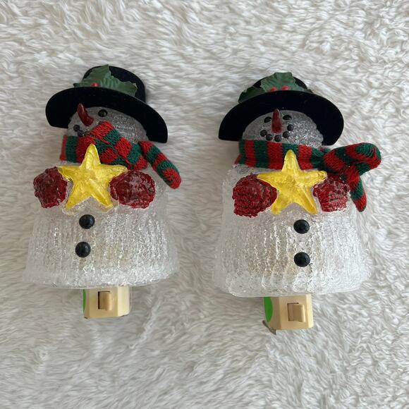 2 Vintage Avon Exclusive, Chilly Sam Night Light Snowman (Tested/Working) - Picture 1 of 5